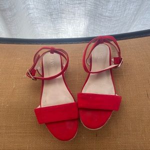 Rate Flat Sandals- Red